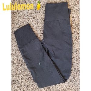 LULULEMON EBB TO STREET PANT SIZE 4